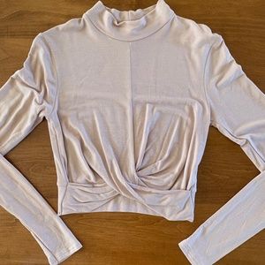 Topshop Tall Women's Crop Turtleneck top, Size 6